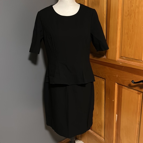 Lafayette 148 NY Black Crepe Peplum Dress - Picture 5 of 8
